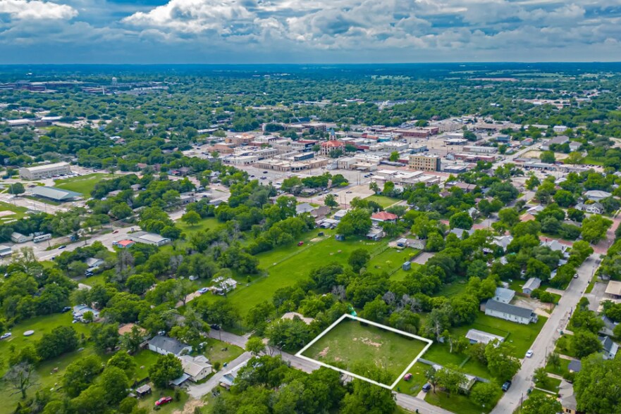 More Photos Of 0 Crow St, Stephenville Land For Sale