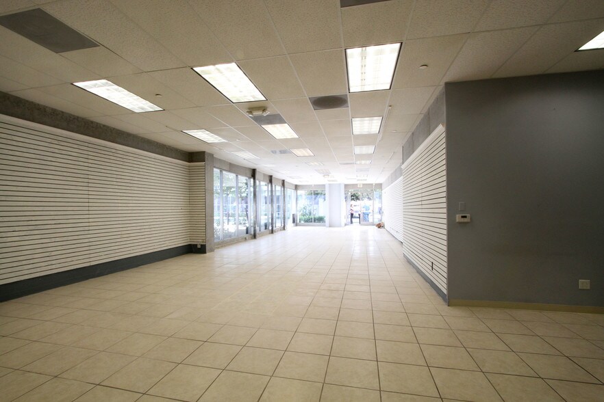 More Photos Of 825 Cordova St, Pasadena Apartments For Lease