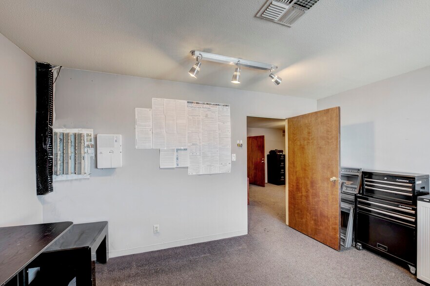 More Photos Of 1025 W Arrow Hwy, Glendora Medical For Sale