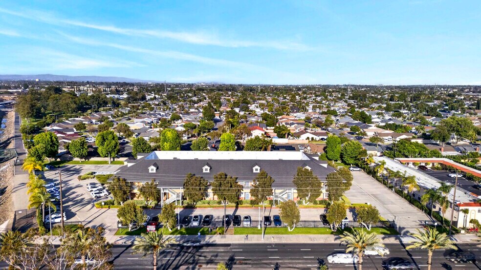 More Photos Of 408 S Beach Blvd, Anaheim Medical For Sale