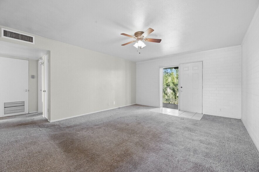 More Photos Of 1123 E Sierra Vista Dr, Phoenix Apartments For Sale