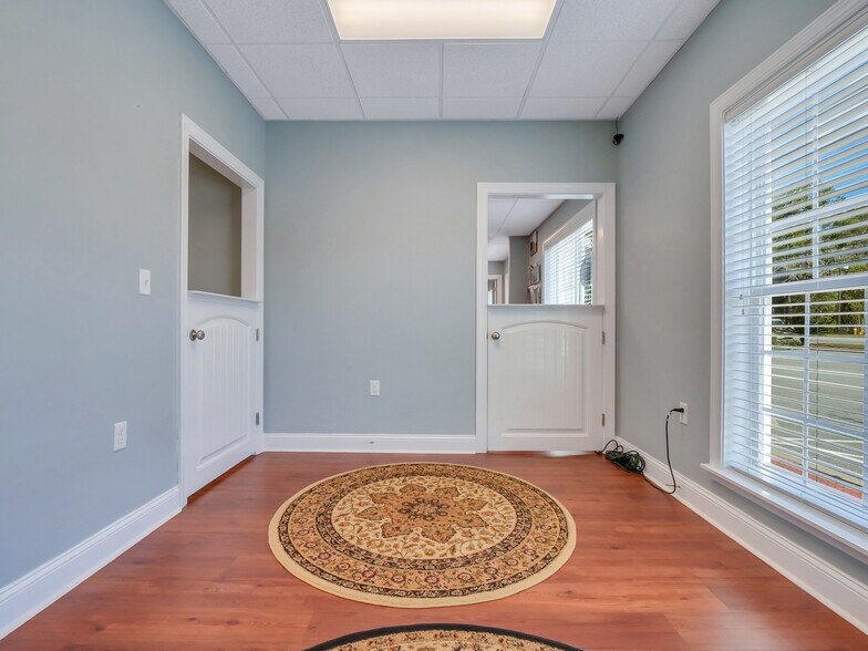 More Photos Of 1453 W Oglethorpe Hwy, Hinesville Office Residential For Lease