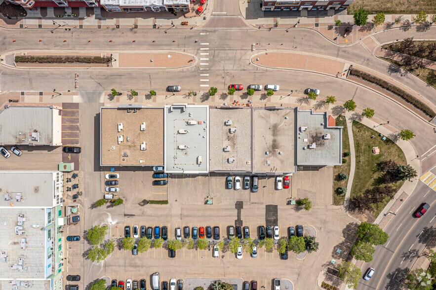 More Photos Of 39 St Thomas St, St. Albert Office For Sale