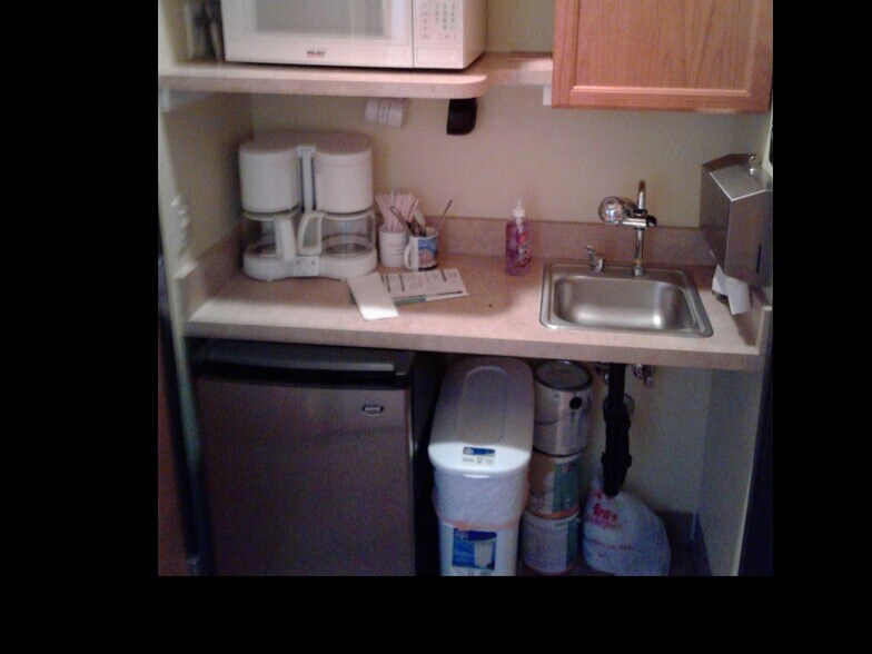 More Photos Of 4425 E Agave Rd, Phoenix Office For Lease