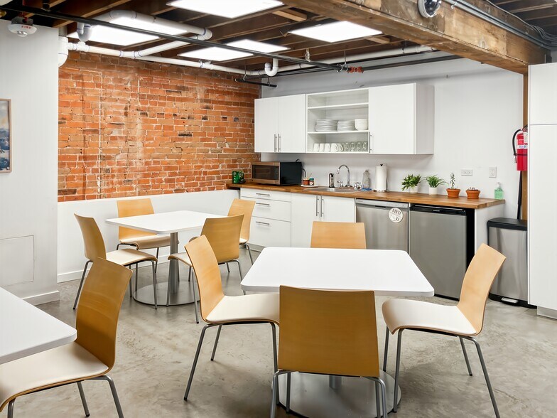 More Photos Of 1911 11th St, Boulder Coworking Space