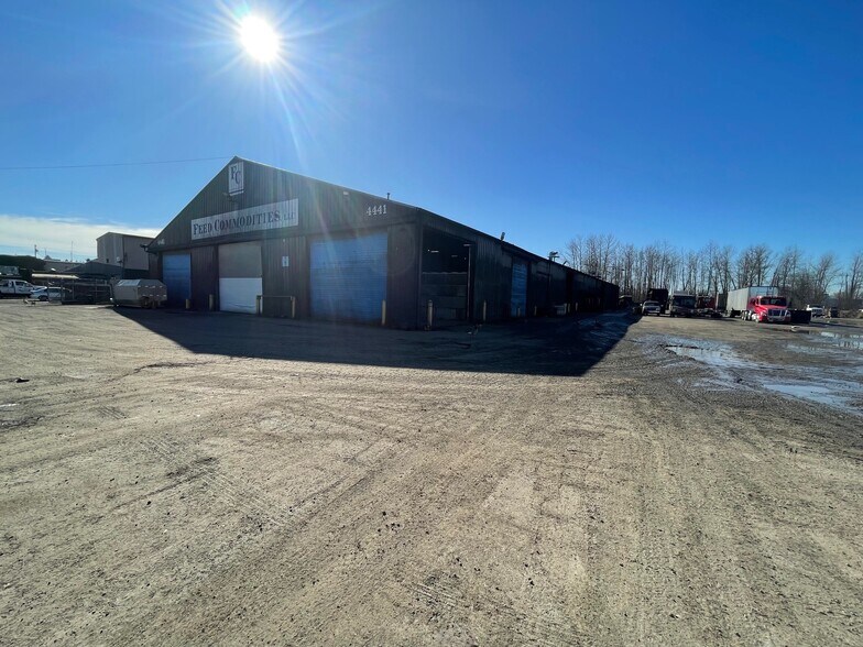 More Photos Of 4441 NE 148th Ave, Portland Warehouse For Sale