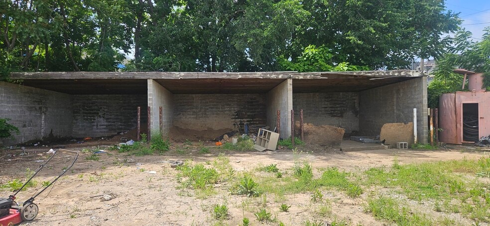 More Photos Of 800 Forest Avenue, Kansas City Land For Sale
