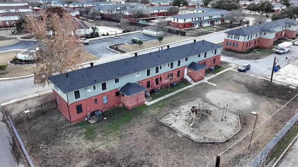 More Photos Of 309 Calgary Ave, San Antonio Multifamily For Sale