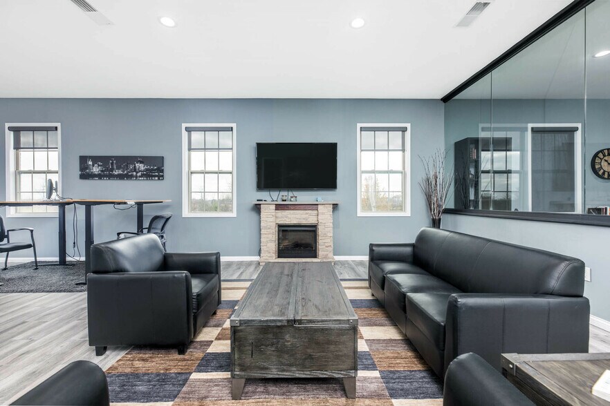 More Photos Of 8485 S Mason Montgomery Rd, Mason Office For Sale