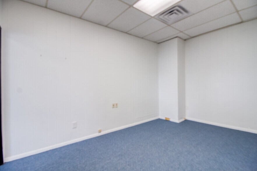 More Photos Of 101 West St, Hillsdale Office For Lease
