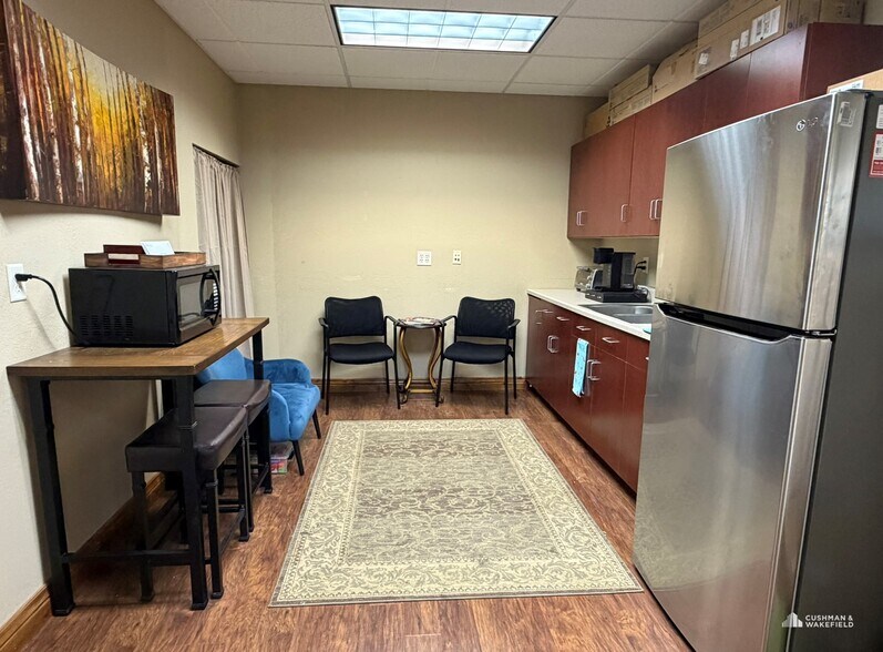 More Photos Of 4689 W 20th St E, Greeley Loft Creative Space For Sale