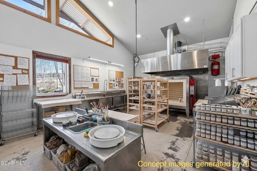 More Photos Of 606 W Byers Ave, Hot Sulphur Springs Flex For Sale
