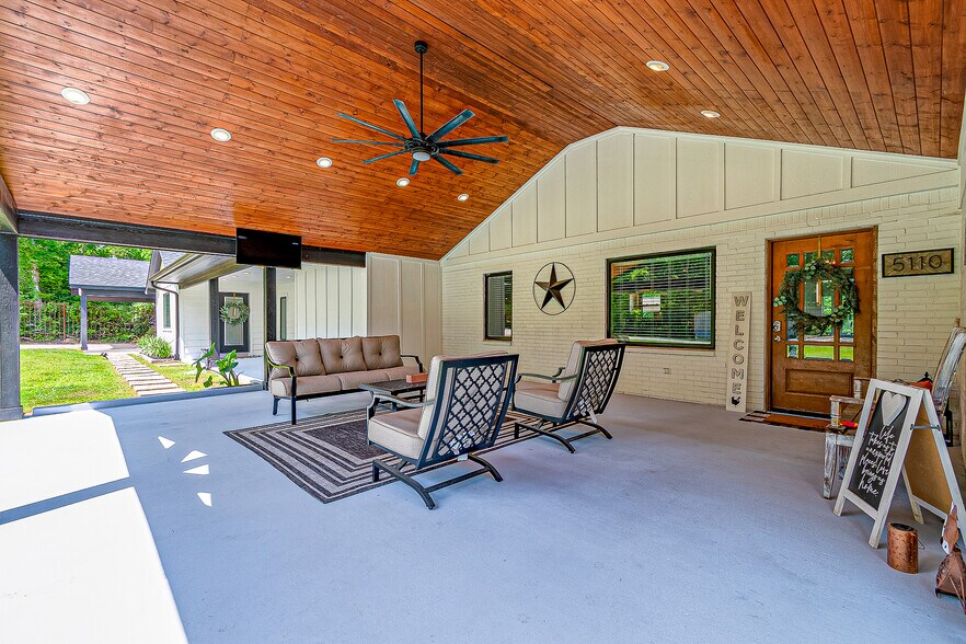 More Photos Of 5110 Treaschwig Rd, Spring Specialty For Sale