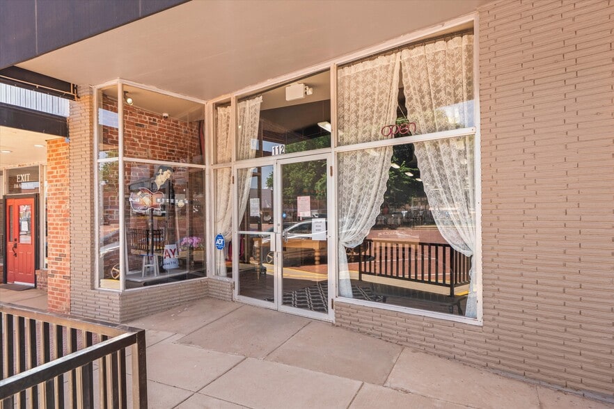 More Photos Of 112 Austin Ave, Lamesa General Retail For Sale