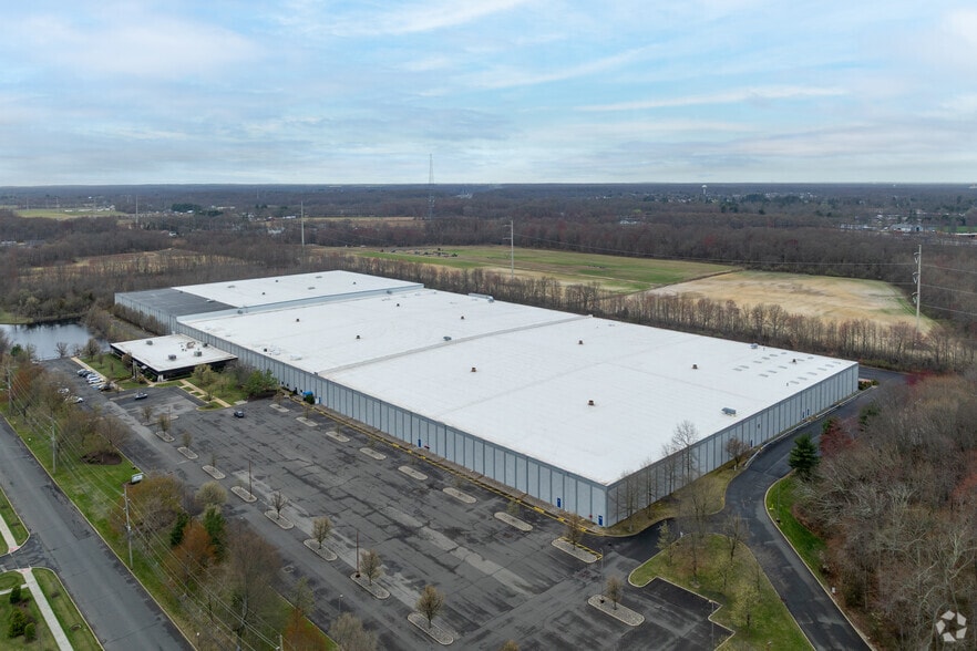 More Photos Of 150 Milford Rd, East Windsor Warehouse For Lease
