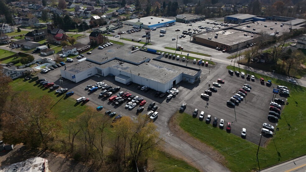 More Photos Of 1229 Country Club Mnr, Fairmont Auto Dealership For Sale