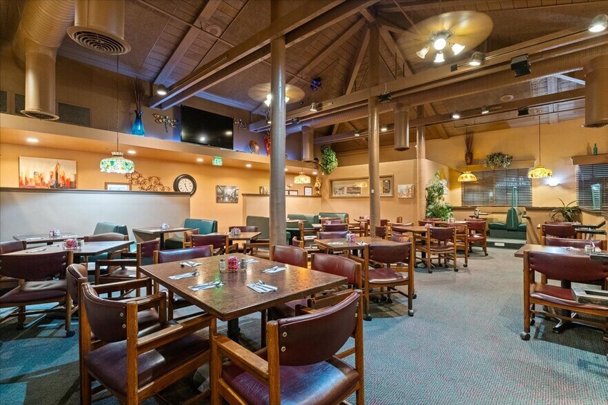 More Photos Of 12555 W Bell Rd, Surprise Restaurant For Sale