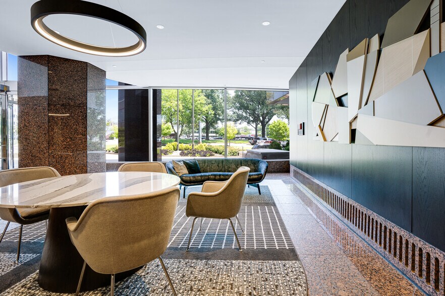More Photos Of 6075 Poplar Ave, Memphis Coworking Space