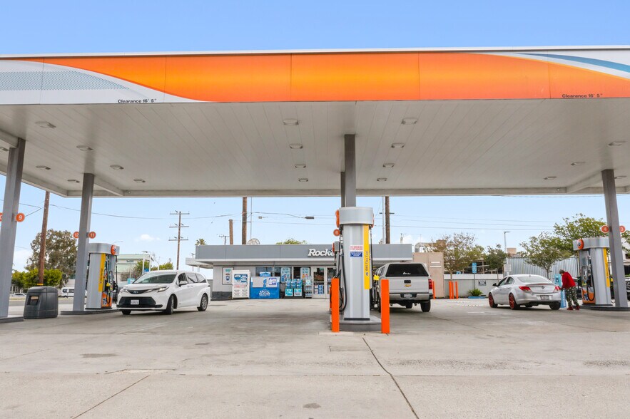 More Photos Of 3396 Atlantic Ave, Long Beach Service Station For Sale