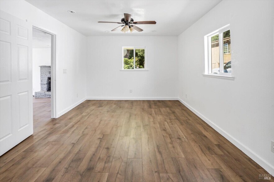 More Photos Of 31211 Highway 128, Cloverdale Apartments For Sale