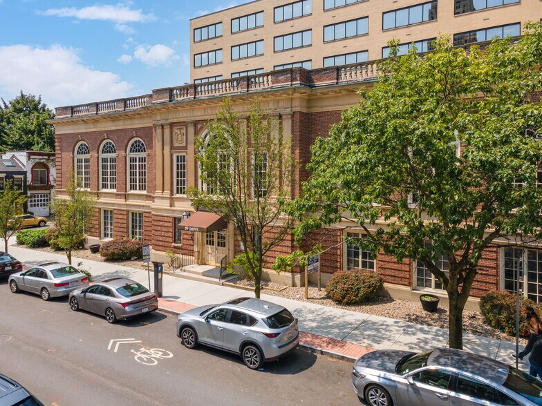 Primary Photo Of 19 Dove St, Albany Office For Sale