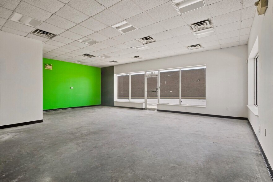 More Photos Of 505-601 Jermor Ln, Westminster Unknown For Lease