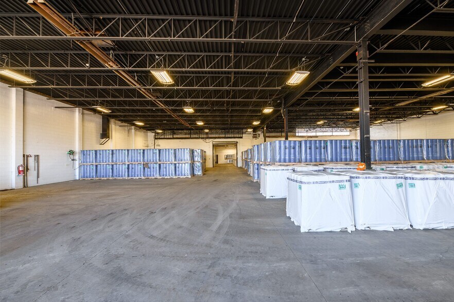 More Photos Of 260 Centre St, Petrolia Warehouse For Sale