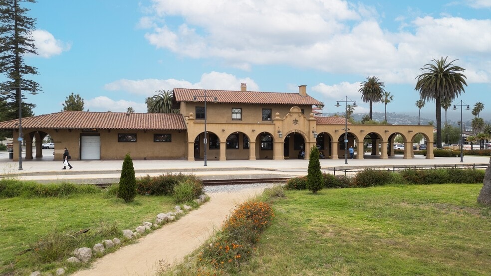 More Photos Of 134 Chapala St, Santa Barbara Hospitality For Sale