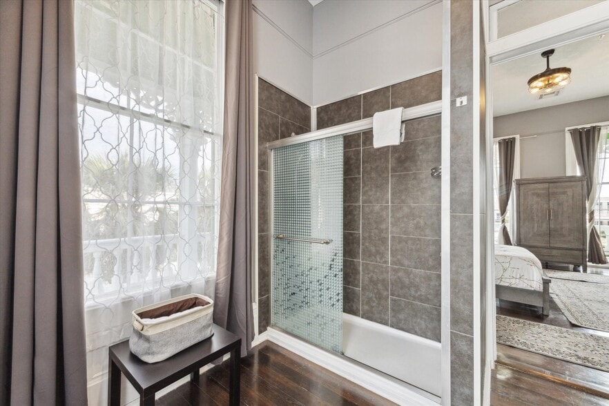 More Photos Of 1502 Market St, Galveston Hospitality For Sale