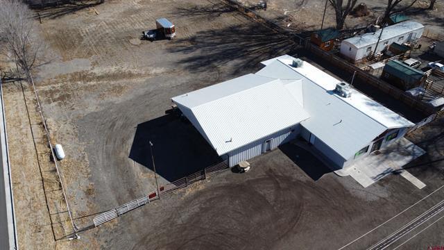 More Photos Of 1520 Bluff St, Delta Showroom For Sale