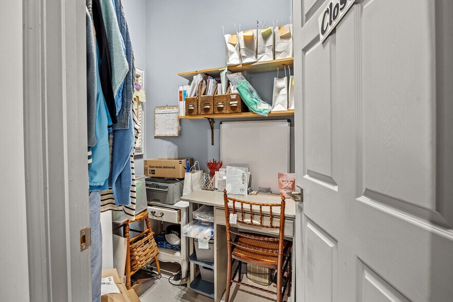 More Photos Of 2702 Ashland Ave, Saint Joseph Freestanding For Sale