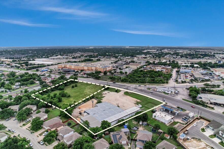 More Photos Of 2939 W Pecan St, Pflugerville Warehouse For Lease