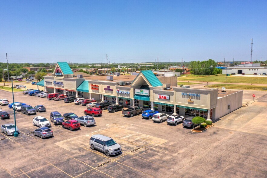 More Photos Of 1800 Arlington St, Ada Unknown For Lease
