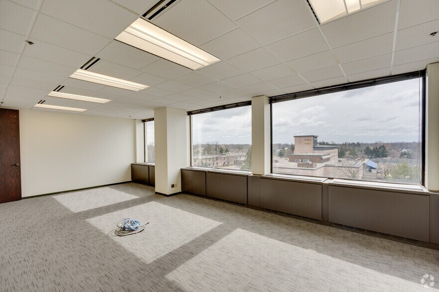 Photo of 3rd Floor Ste 2211/305