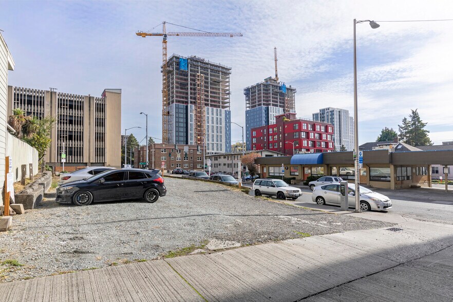 More Photos Of 4301 11th Ave NE, Seattle Land For Sale