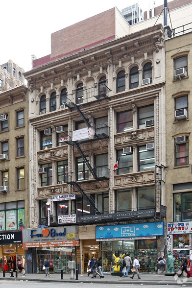 Primary Photo Of 1026-1028 Avenue Of The Americas, New York Loft Creative Space For Lease