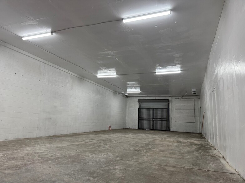 More Photos Of 1525 W El Segundo Blvd, Compton Warehouse For Sale