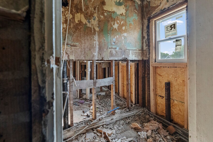 More Photos Of 330 N 29th St, Louisville Multifamily For Sale