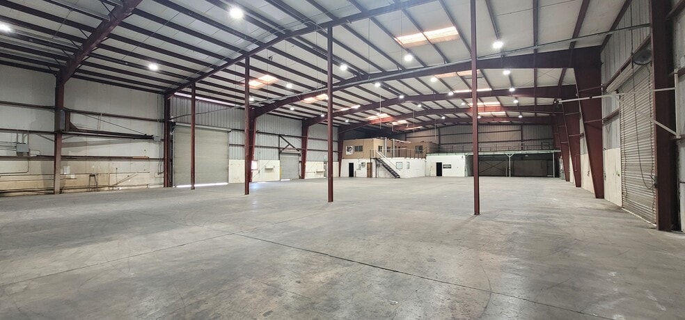 More Photos Of 295 Convair Ave, Chico Industrial For Lease