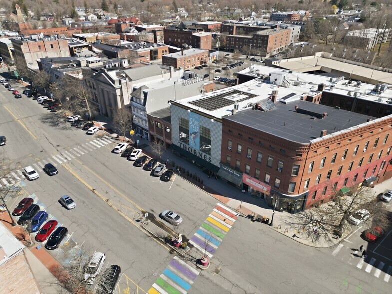 More Photos Of 150 Main St, Northampton Storefront For Lease