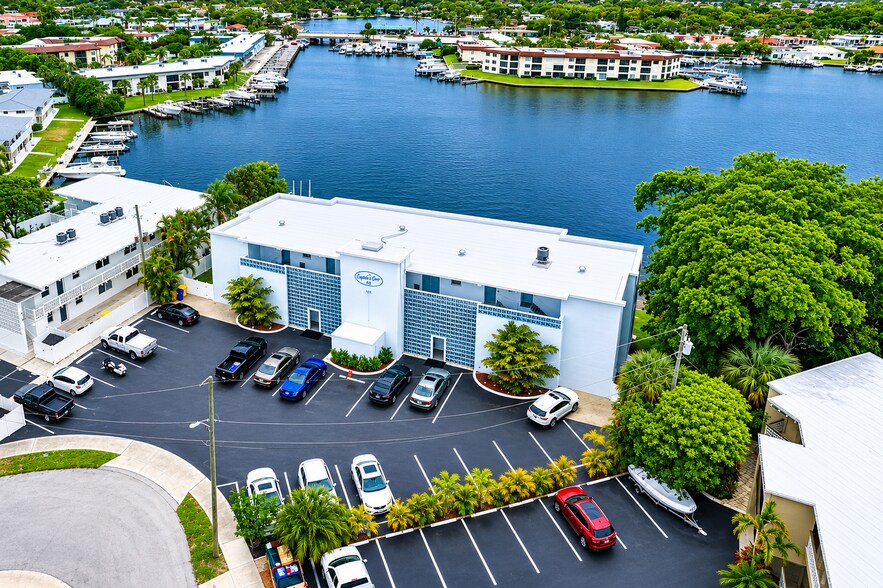 Primary Photo Of 628 Southwind Cir, North Palm Beach Apartments For Sale