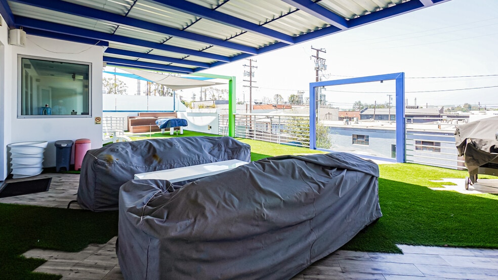 More Photos Of 123-127 Lomita St, El Segundo Loft Creative Space For Sale