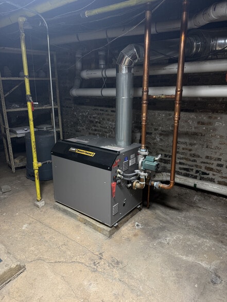 More Photos Of 716 Clark St, Evanston Apartments For Sale