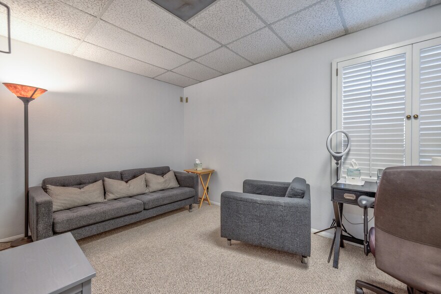 More Photos Of 16336 Whittier Blvd, Whittier Medical For Sale