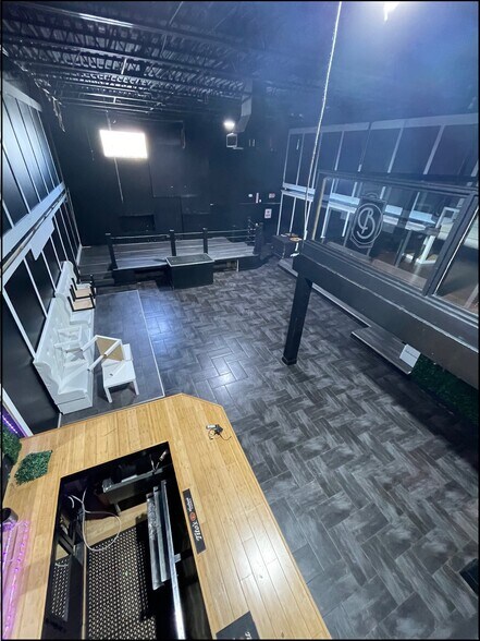 More Photos Of 225 N Caldwell St, Charlotte Office For Lease