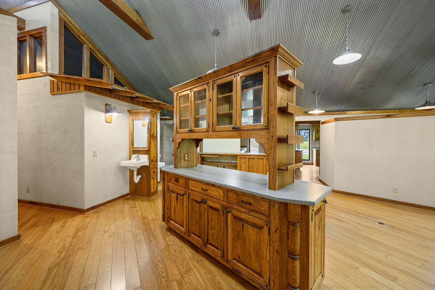 More Photos Of 10960 State Route 550, Vincent Healthcare For Sale