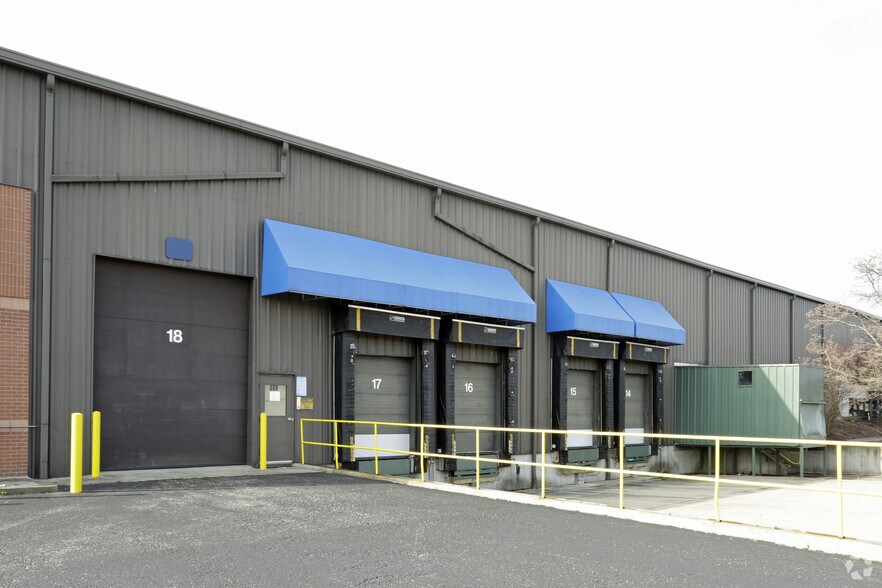 More Photos Of 1761 Airport Park Ct, Holland Manufacturing For Lease