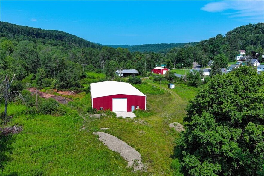More Photos Of 5 Mill Lane, Kane Service For Sale