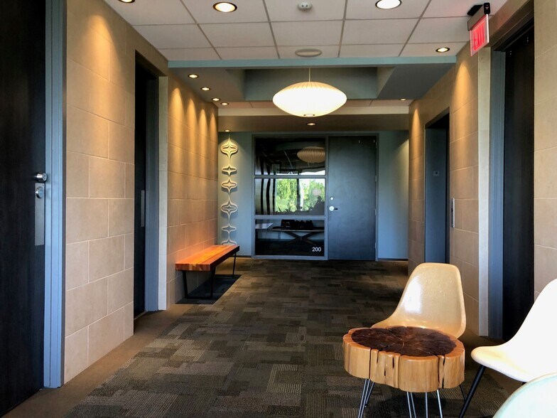 More Photos Of 512 E Riverside Dr, Austin Office For Lease