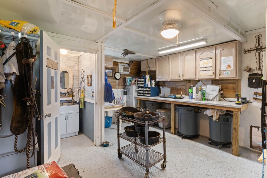 More Photos Of 6050 Stringfellow Rd, Saint James City Land For Sale